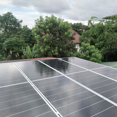Progetto di un sistema di energia solare per aziende agricole da 26 KW in Camerun