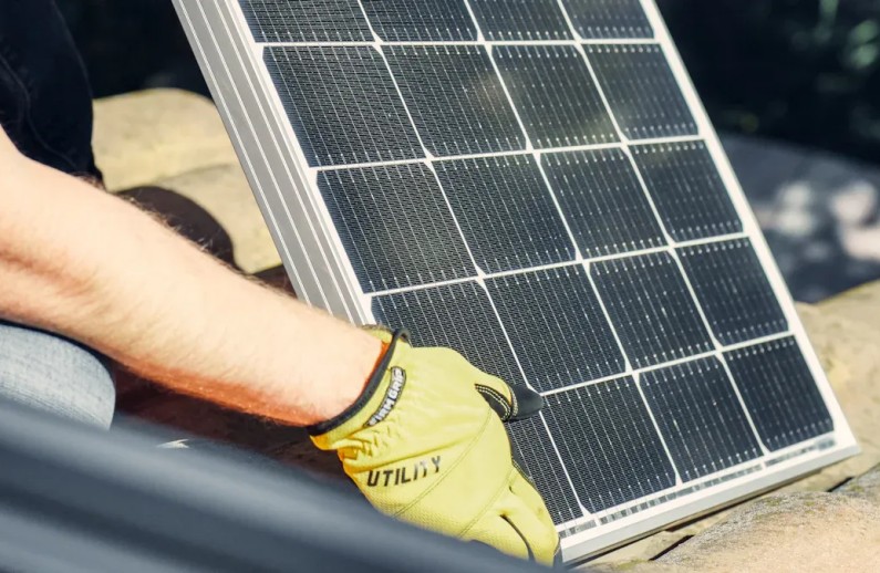 Top 5 Features Distributors Look for in All-in-One Solar Storage Systems